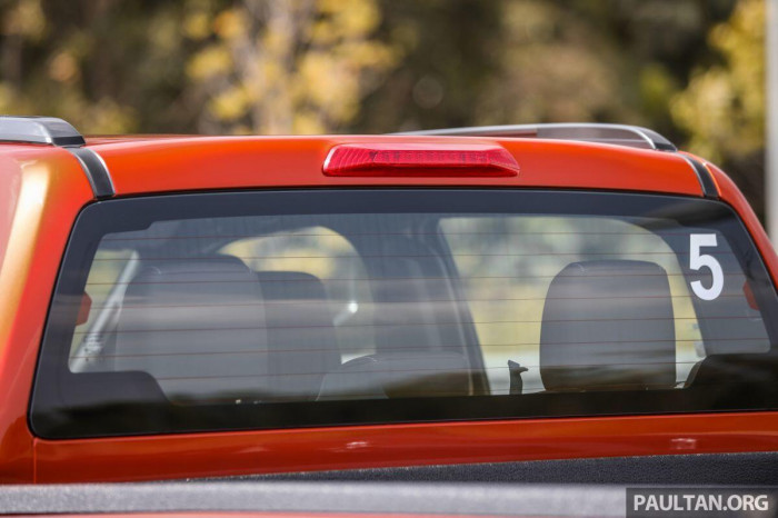 Bán tải ế nhất Việt Nam ra mắt phiên bản mới tại Malaysia, giá từ 496 triệu 18