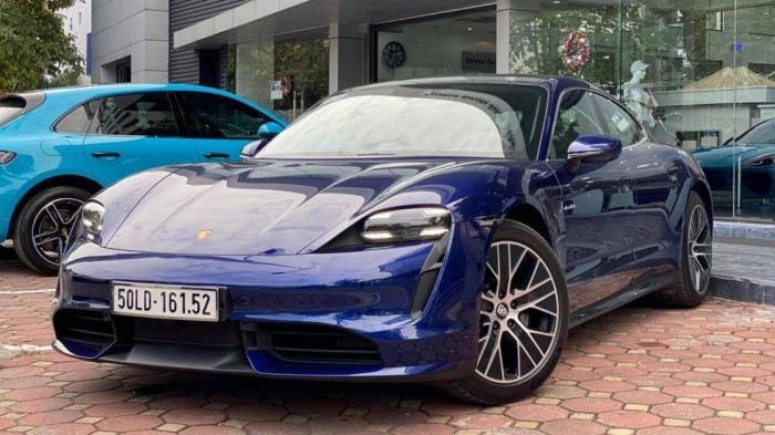 Khách hàng của Porsche không còn mặn mà với động cơ đốt trong? 1