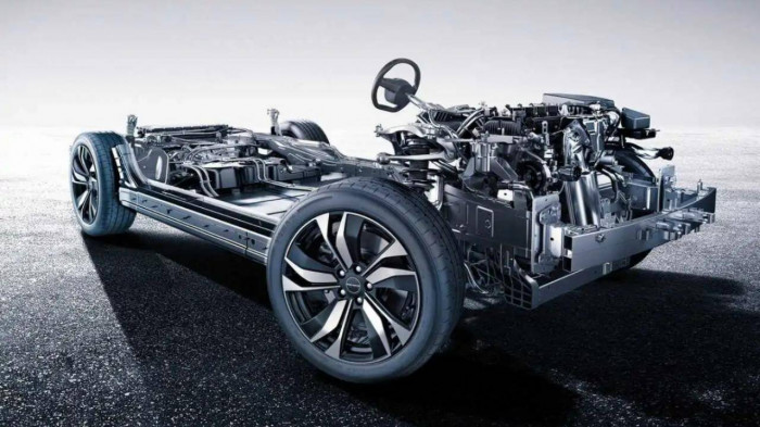 Đến lượt hãng điện thoại Huawei nhảy vào làm xe điện 1