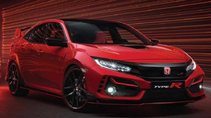 Honda ra mắt phiên bản Civic gần 2 tỷ đồng, vẫn dùng số sàn 1