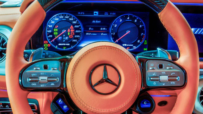 Cận cảnh Mercedes-AMG G63 sang trọng, rực rỡ dưới bàn tay hãng độ 7