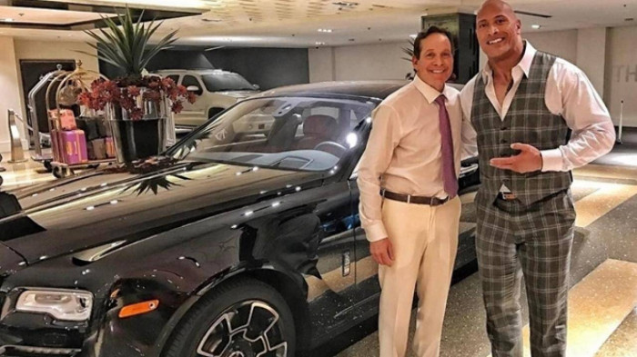 Dàn siêu xe triệu đô của ngôi sao có thân hình khổng lồ The Rock 5