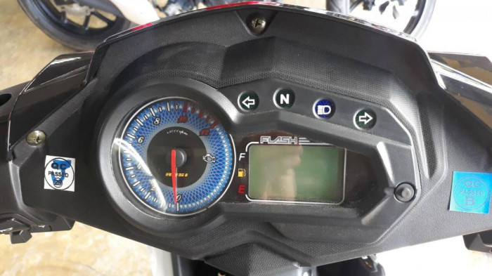 Xe máy Rusi Flash 150 EFI 2021 ra mắt, giá khoảng 34 triệu đồng 10