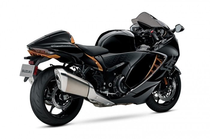 'xe-phan-khoi-lon-Suzuki-Hayabusa-2021-den-vang-01