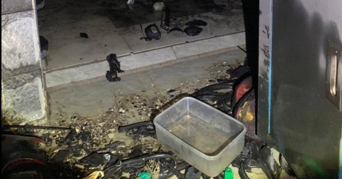 TP.HCM: Cháy nhà lúc rạng sáng, 5 người mắc kẹt bên trong