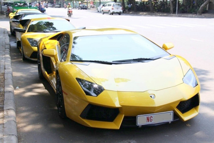 Chặn xe biển ngoại giao rởm để né thuế, hưởng quyền miễn trừ 2