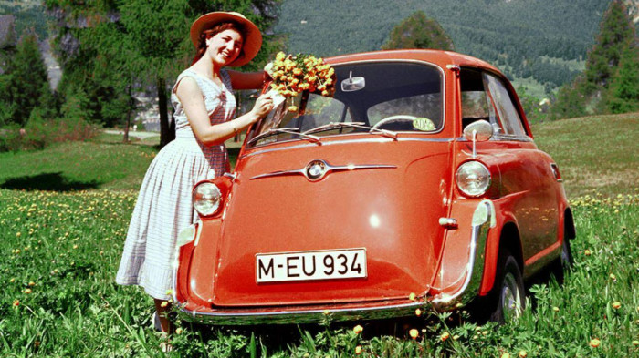 Những chiếc xe ô tô có hình dáng độc đáo nhất thế giới 1