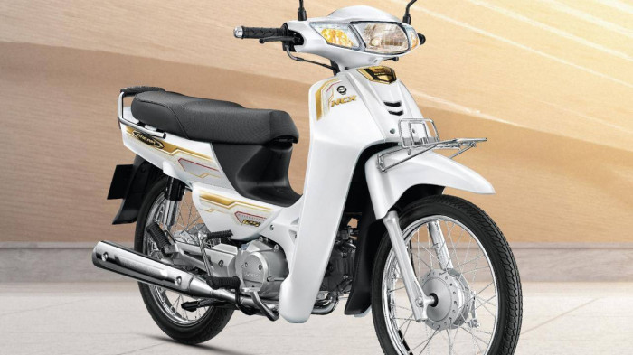 Honda Dream 125 màu trắng độc nhất cập bến Việt Nam giá bán khiến Wave  Alpha ngã ngửa