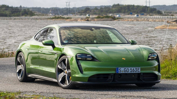 Những mẫu siêu xe điện có khả năng tăng tốc nhanh nhất thế giới 6