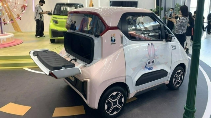 Khám phá mẫu xe ô tô điện bước ra từ phim hoạt hình 4