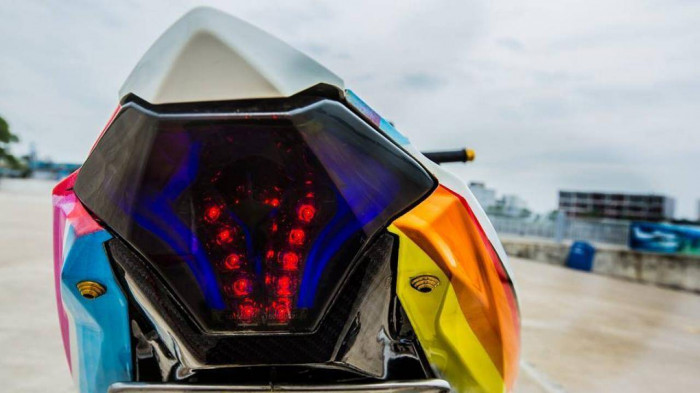 Cận cảnh Yamaha Exciter được độ theo phong cách xe phân khối lớn 7