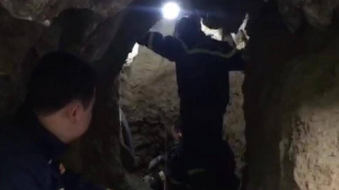 Vụ sập mỏ vàng trái phép tại Bắc Kạn: Chưa thể liên lạc với các nạn nhân 1