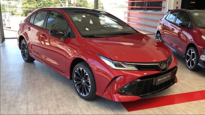 hàng loạt mẫu sedan hạng c lên lịch ra mắt đầu năm