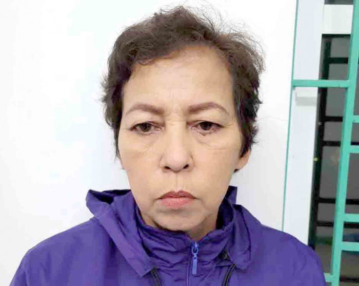 cuộc trốn chạy 20 năm của nữ quái liên tục… đẻ