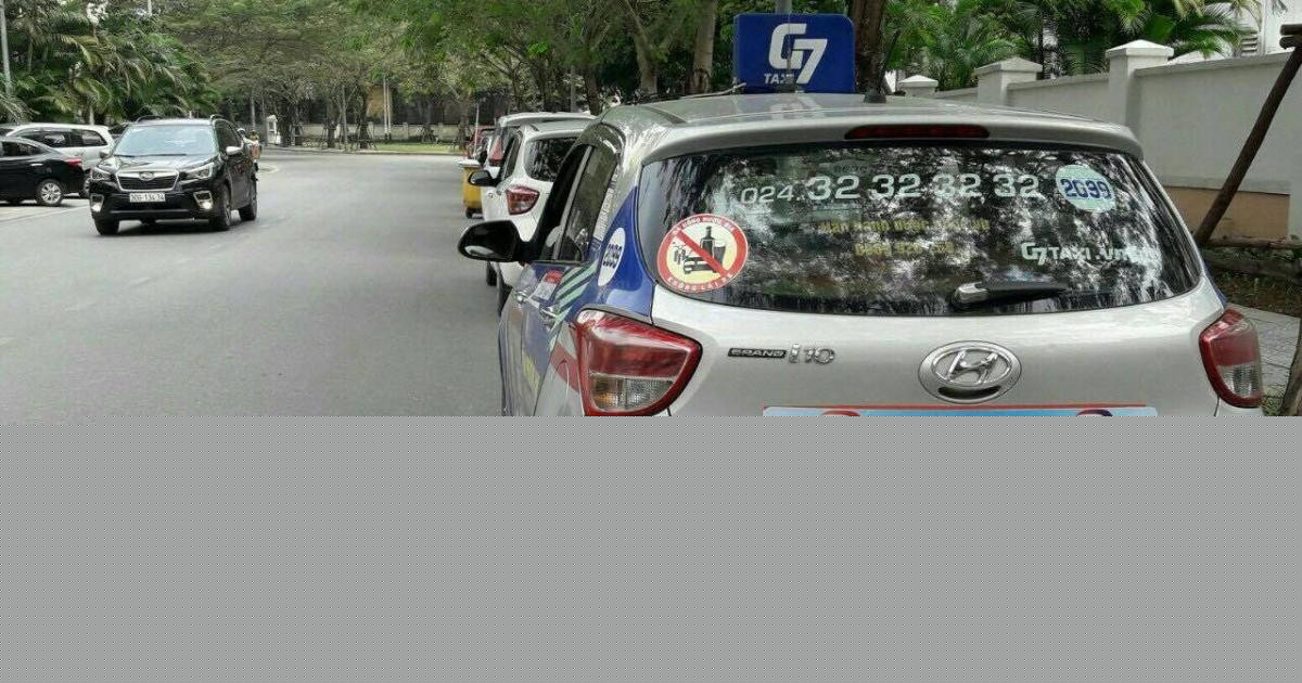 Một lái xe taxi bị cướp cứa cổ thoát chết ở Hà Nội