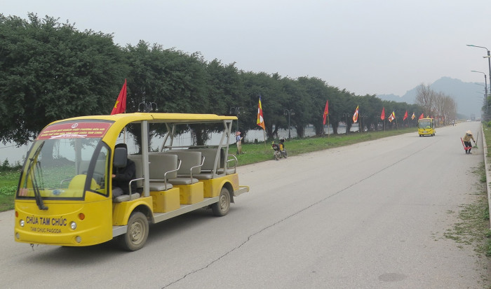 Ngăn hiểm họa từ xe điện chở khách du lịch 2