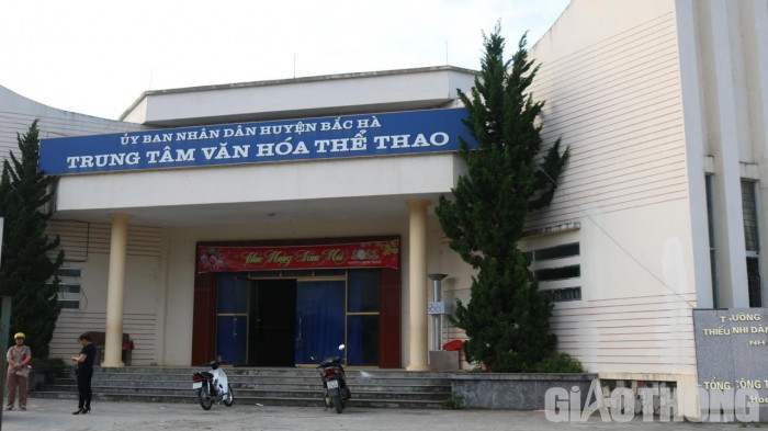 Hai phóng viên ở Lào Cai gặp tai nạn khi đi công tác, một người tử vong 1