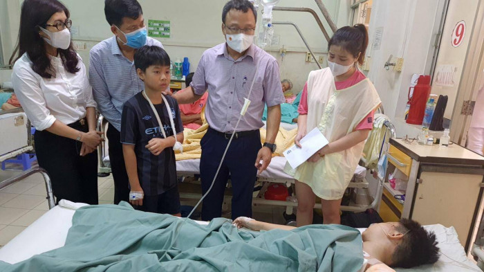 TNGT thảm khốc ở Khánh Hòa: Nhói lòng con thơ 2 tháng tuổi mồ côi cha 1