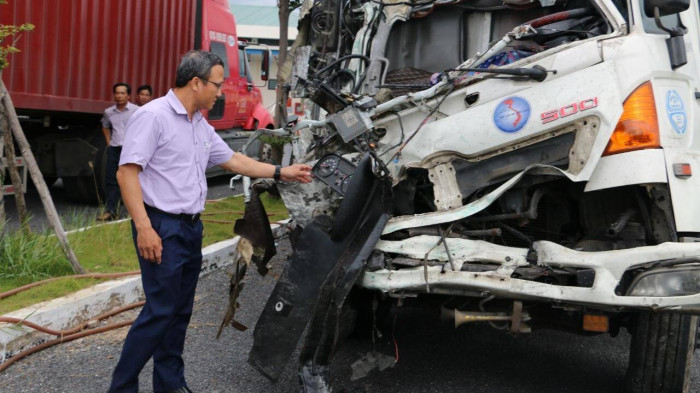 TNGT thảm khốc ở Khánh Hòa: Nhói lòng con thơ 2 tháng tuổi mồ côi cha 5