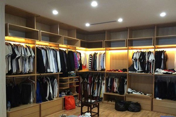 2 my nu mien tay cung lay chong dai gia: rut khoi showbiz, o biet thu