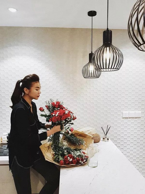 u40 van doc than, thanh hang song trong nha tien ty ngap hang hieu giua long sai gon - 6