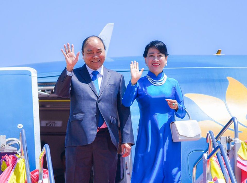 Vietnam's PM Nguyen Xuan Phuc and his spouse arrive Bangkok on June 22 for the 34th ASEAN Summit. Photo: The Nation