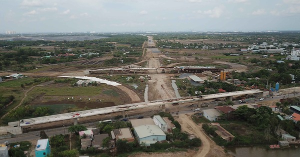 Nghe VietNamNet: Cao tốc Bến Lức - Long Thành hẹn 2018, rồi hứa 2019, rồi...'phá sản'