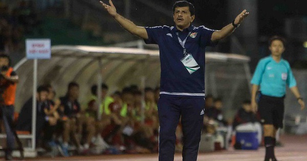 Nghe VietNamNet: Cựu HLV tuyển UAE  Abdullah Mesfer: 'U23 UAE là đội mạnh nhất bảng D'