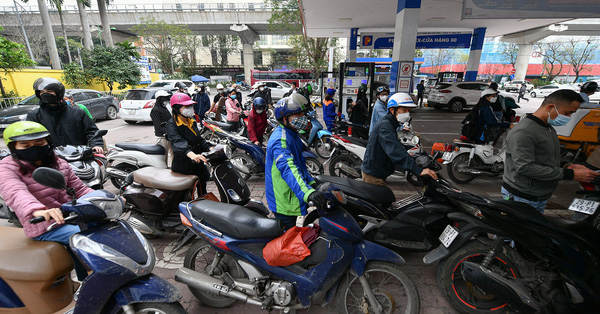What will Vietnam's economy be amid the 'storm' of commodity prices?