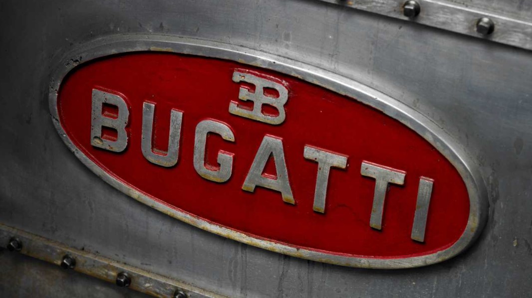 10 điều về huy hiệu Bugatti mà bạn chưa biết