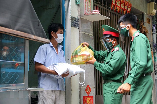 Tuong Nguyen Tan Cuong: Quan doi chu dong den voi dan, vi dan phuc vu hinh anh 2