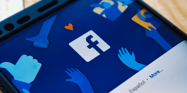 Facebook vẫn kiếm bộn tiền dù đang nằm trong ''bão'' chỉ trích