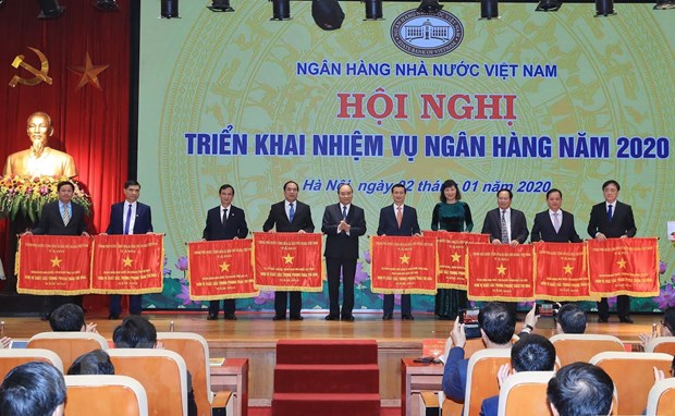 Nghe VietNamNet: Thủ tướng: Cần tiếp tục xu hưởng giảm hơn nữa lãi suất cho vay