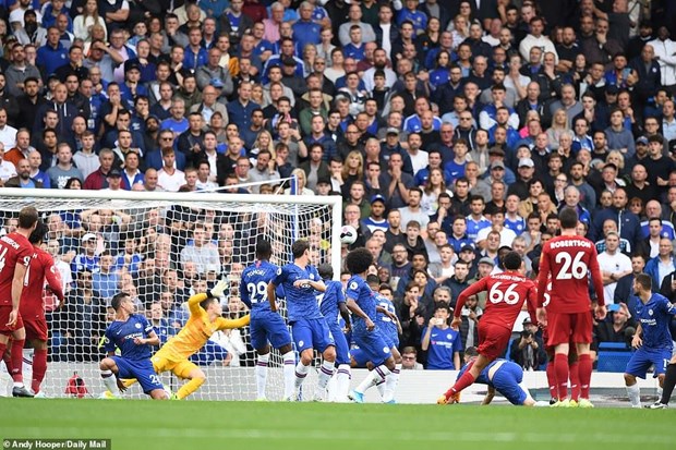 Nghe VietNamNet: Liverpool đánh bại Chelsea, Arsenal thắng ngược