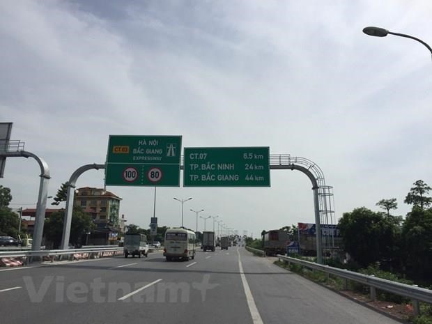 Nghe VietNamNet: Bác đề xuất cấm xe máy lưu thông trên tuyến đường Hà Nội-Bắc Giang