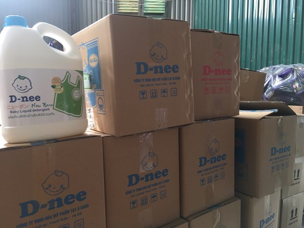 Phat hien co so san xuat nuoc giat nghi gia nhan hieu D-nee, Comfort hinh anh 3