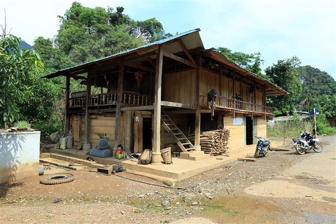 A traditional stilt house of Dao ethnic people (Photo: VNA)