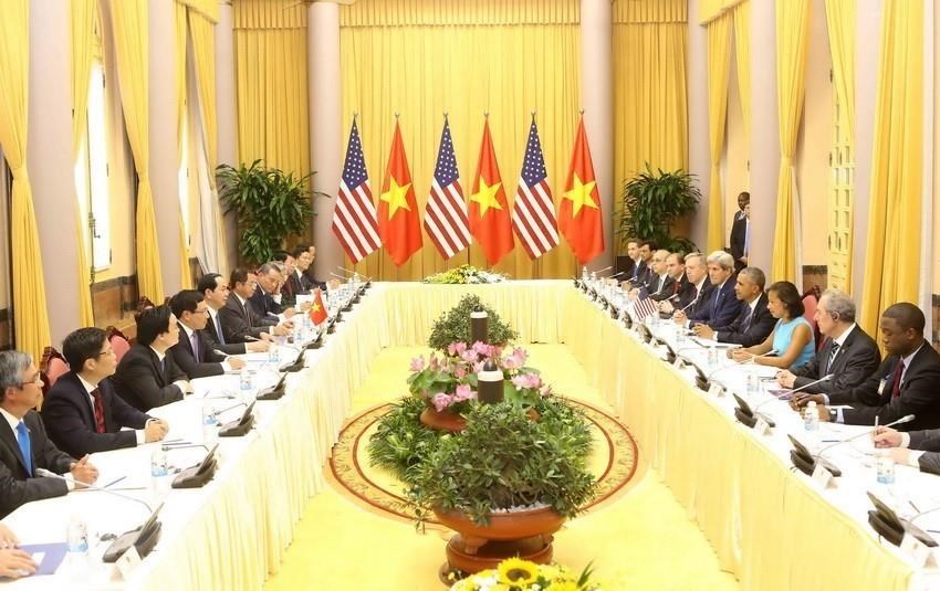US President Barack Obama holds talks with President Tran Dai Quang in Hanoi during his state visit to Vietnam, May 23, 2016 (Photo: VNA)