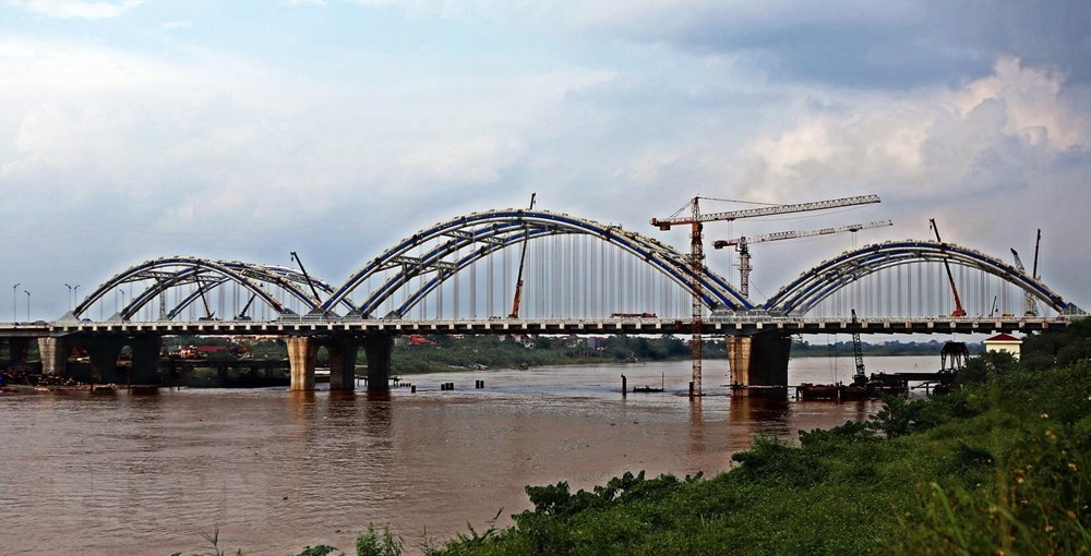 Dong Tru bridge in Long Bien district (Photo: VNA)