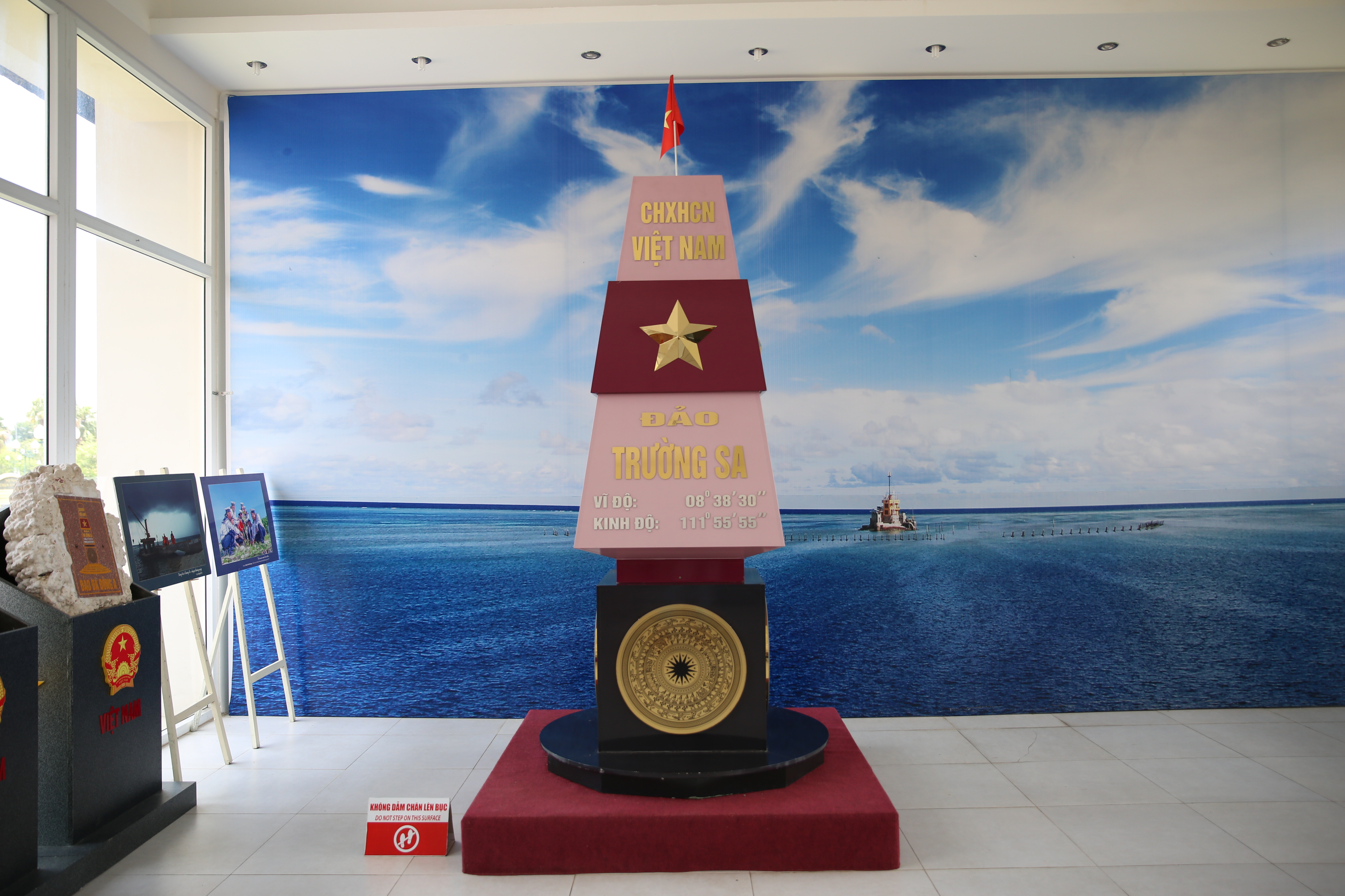 A model of Truong Sa island sovereignty landmark (Photo: VNA)(Photo: VNA)