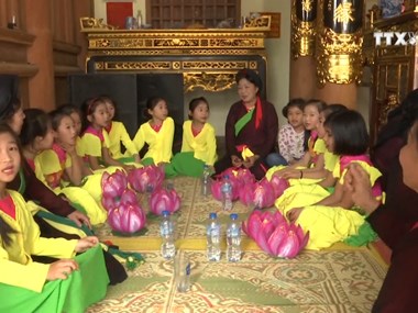 Bac Ninh focuses on preserving Quan ho folk singing