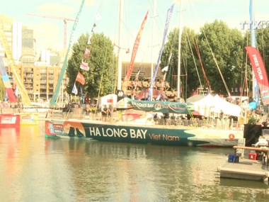 Global yacht race clipper named “Ha Long Bay – Vietnam”