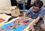 Last descendant making Hang Trong folk paintings