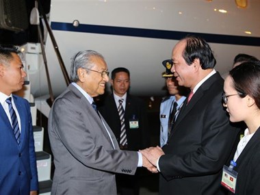 Malaysian PM pays visit to Vietnam