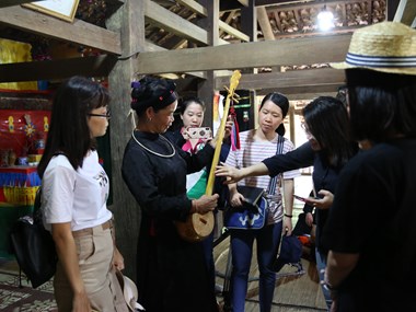 Space helps youngsters get closer to ethnic cultures