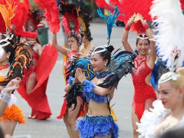 Carnival marks 20 years since Hanoi was named a ‘City for Peace’