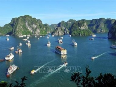 Adjustments to overall planning of Ha Long city announced