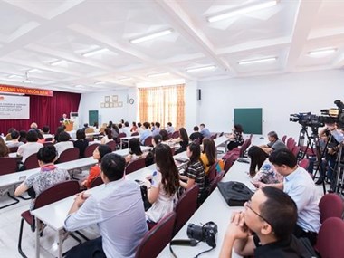 New Zealand helps Vietnamese officials boost English skills