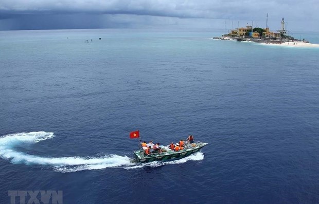 Int’l public opinion concerned over China’s coast guard law hinh anh 2