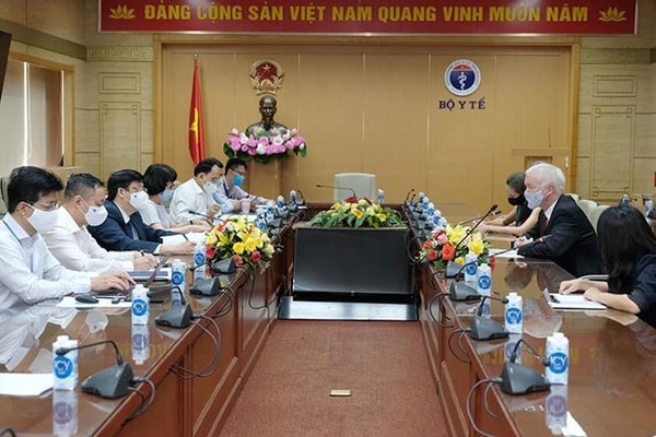 Diplomatic efforts taken to bring COVID-19 vaccine to Vietnam